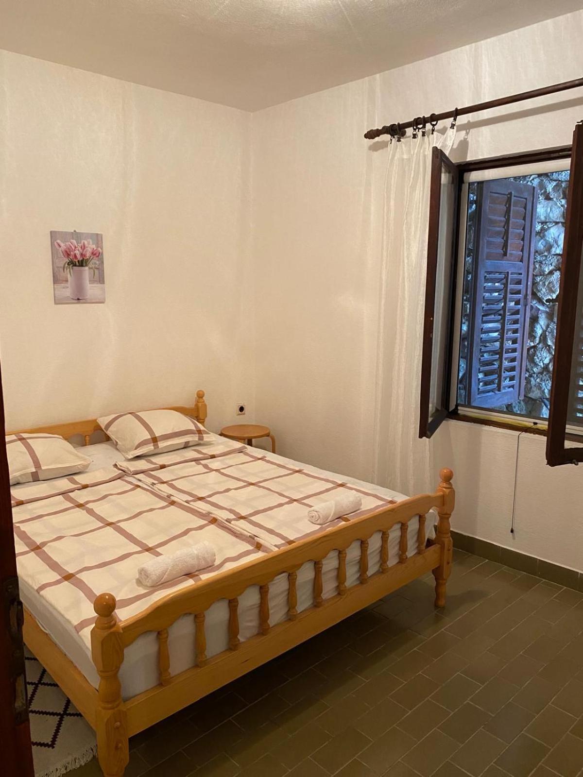 L & D Panorama Apartmani Risan Exterior photo